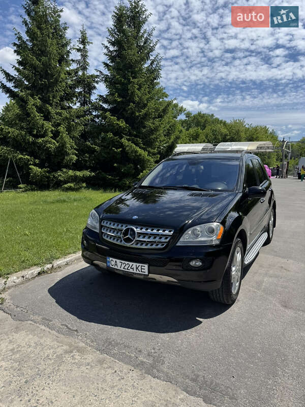 Mercedes-Benz M-Class 2007