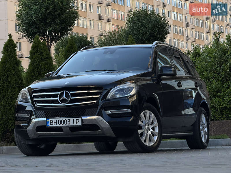 Внедорожник / Кроссовер Mercedes-Benz M-Class 2013 в Одессе
