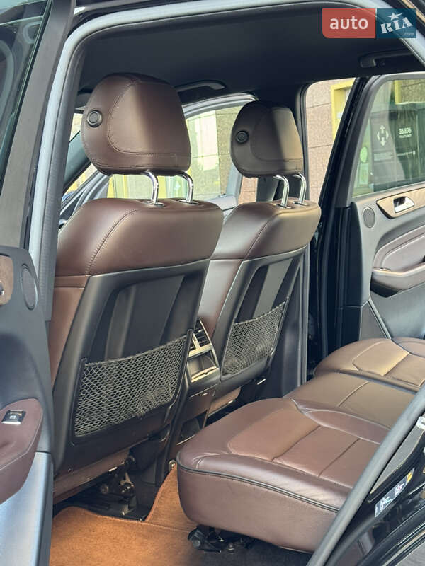 Внедорожник / Кроссовер Mercedes-Benz M-Class 2013 в Одессе