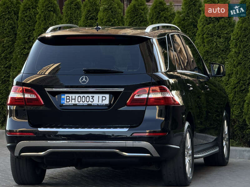 Внедорожник / Кроссовер Mercedes-Benz M-Class 2013 в Одессе