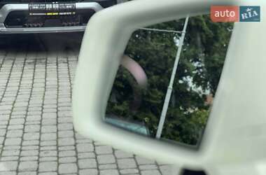 Внедорожник / Кроссовер Mercedes-Benz M-Class 2011 в 