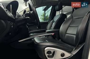 Внедорожник / Кроссовер Mercedes-Benz M-Class 2011 в 