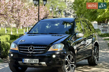 Внедорожник / Кроссовер Mercedes-Benz M-Class 2007 в 