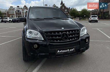 Внедорожник / Кроссовер Mercedes-Benz M-Class 2010 в 