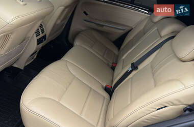 Внедорожник / Кроссовер Mercedes-Benz M-Class 2010 в 