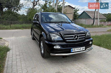 Внедорожник / Кроссовер Mercedes-Benz M-Class 2004 в 