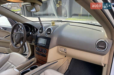 Внедорожник / Кроссовер Mercedes-Benz M-Class 2007 в 