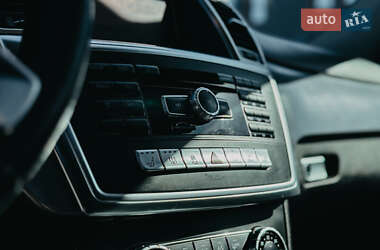 Внедорожник / Кроссовер Mercedes-Benz M-Class 2014 в 