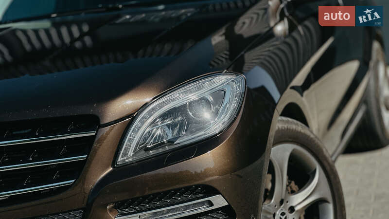 Внедорожник / Кроссовер Mercedes-Benz M-Class 2014 в Ровно
