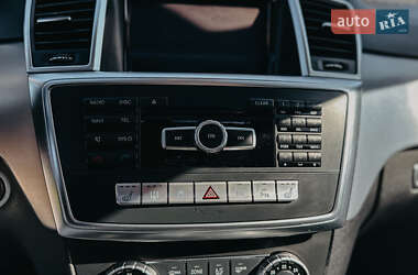 Внедорожник / Кроссовер Mercedes-Benz M-Class 2014 в 