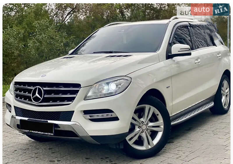 Mercedes-Benz M-Class 2012
