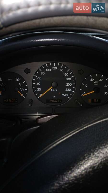 Внедорожник / Кроссовер Mercedes-Benz M-Class 2004 в Новоселице фото 9 Внедорожник / Кроссовер Mercedes-Benz M-Class 2004 в Новоселице