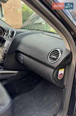 Внедорожник / Кроссовер Mercedes-Benz M-Class 2008 в 
