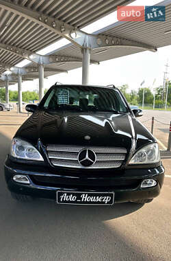 Позашляховик / Кросовер Mercedes-Benz M-Class 2004 в 