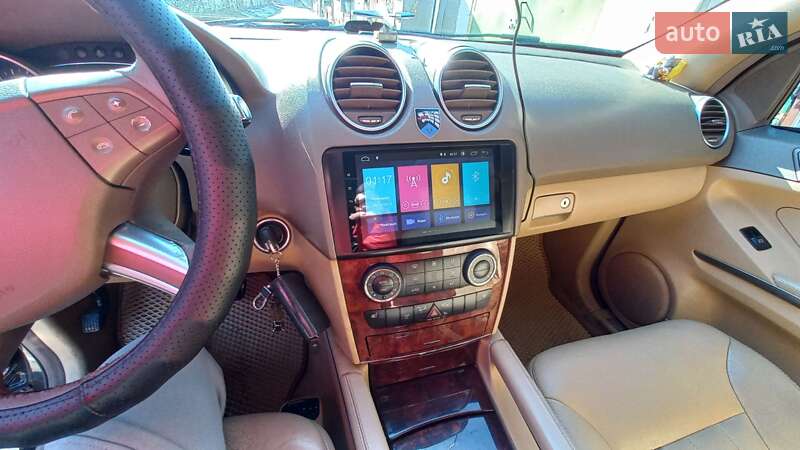 Внедорожник / Кроссовер Mercedes-Benz M-Class 2006 в Хмельницком