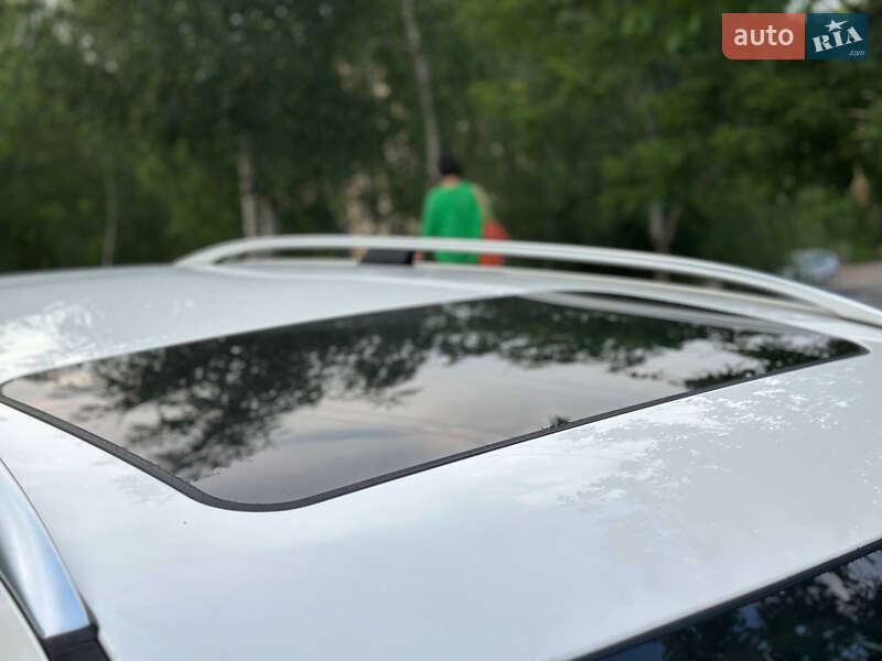 Внедорожник / Кроссовер Mercedes-Benz M-Class 2010 в Черновцах