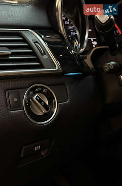 Внедорожник / Кроссовер Mercedes-Benz M-Class 2012 в 