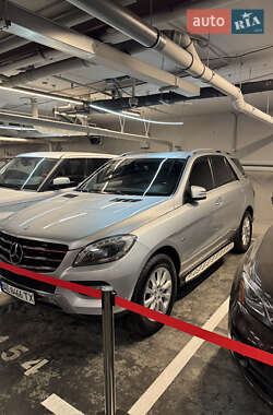 Внедорожник / Кроссовер Mercedes-Benz M-Class 2012 в 