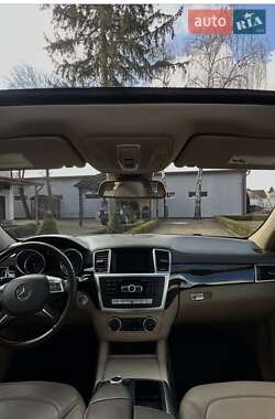 Внедорожник / Кроссовер Mercedes-Benz M-Class 2011 в 