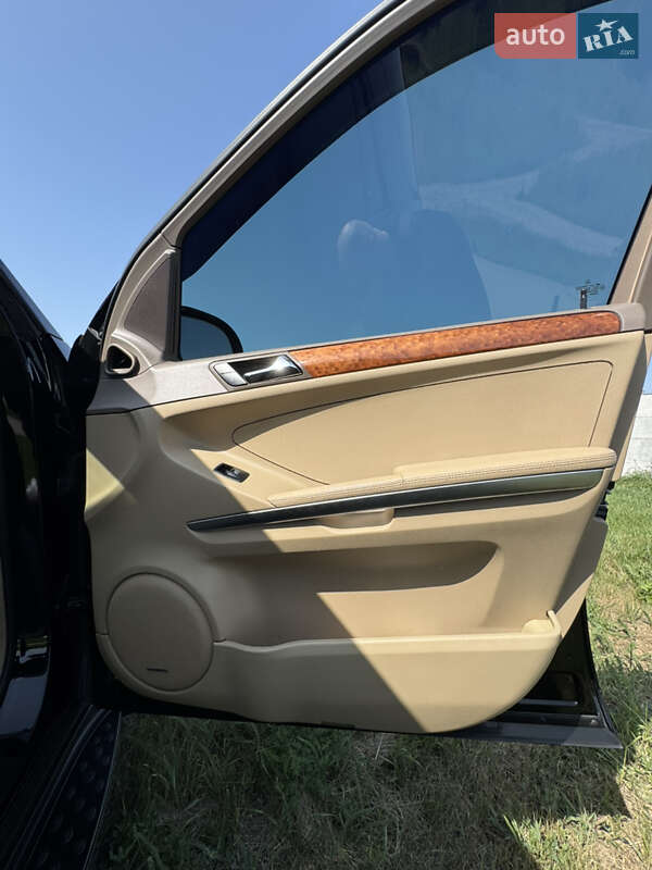 Внедорожник / Кроссовер Mercedes-Benz M-Class 2008 в Днепре фото 15 Внедорожник / Кроссовер Mercedes-Benz M-Class 2008 в Днепре