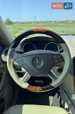 Внедорожник / Кроссовер Mercedes-Benz M-Class 2008 в 