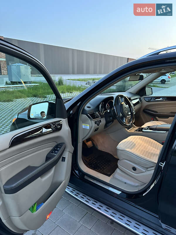 Внедорожник / Кроссовер Mercedes-Benz M-Class 2012 в Хмельницком фото 4 Внедорожник / Кроссовер Mercedes-Benz M-Class 2012 в Хмельницком