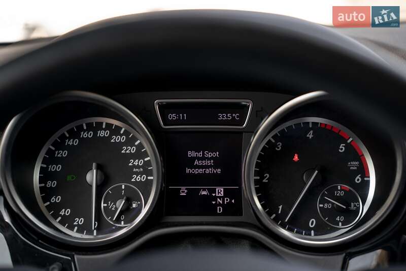 Внедорожник / Кроссовер Mercedes-Benz M-Class 2012 в Черновцах