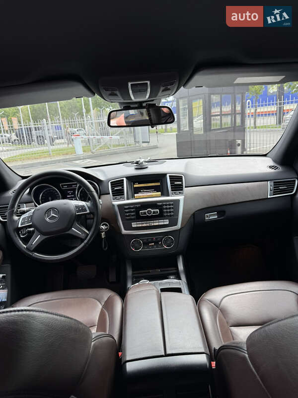 Внедорожник / Кроссовер Mercedes-Benz M-Class 2012 в Днепре