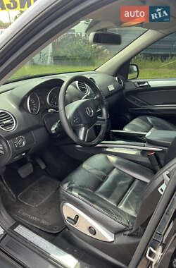 Внедорожник / Кроссовер Mercedes-Benz M-Class 2009 в Умани
