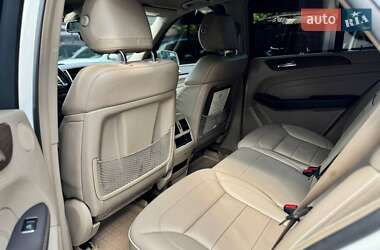Внедорожник / Кроссовер Mercedes-Benz M-Class 2012 в 