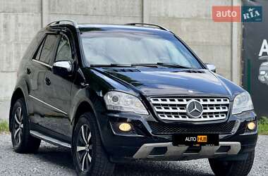 Внедорожник / Кроссовер Mercedes-Benz M-Class 2010 в 