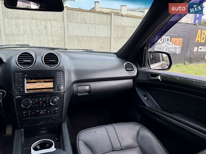 Внедорожник / Кроссовер Mercedes-Benz M-Class 2010 в Харькове