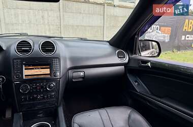 Внедорожник / Кроссовер Mercedes-Benz M-Class 2010 в 