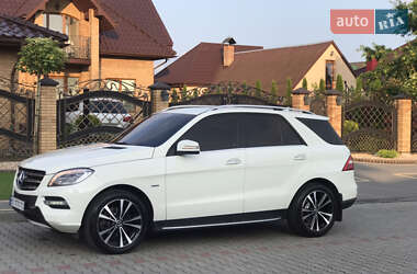 Внедорожник / Кроссовер Mercedes-Benz M-Class 2012 в Луцке