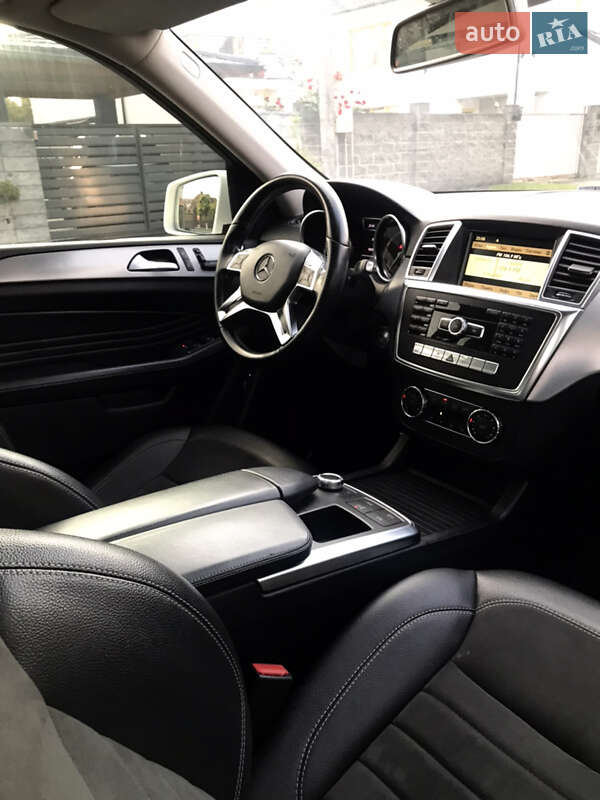 Позашляховик / Кросовер Mercedes-Benz M-Class 2012 в Луцьку