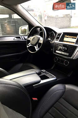 Внедорожник / Кроссовер Mercedes-Benz M-Class 2012 в 