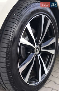 Внедорожник / Кроссовер Mercedes-Benz M-Class 2012 в 
