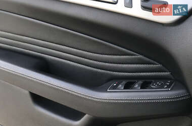 Внедорожник / Кроссовер Mercedes-Benz M-Class 2012 в 
