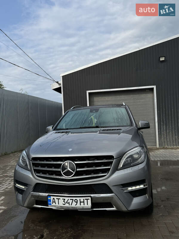 Внедорожник / Кроссовер Mercedes-Benz M-Class 2013 в Коломые