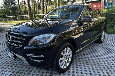Внедорожник / Кроссовер Mercedes-Benz M-Class 2013 в 