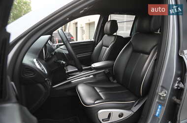Внедорожник / Кроссовер Mercedes-Benz M-Class 2011 в 