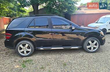 Внедорожник / Кроссовер Mercedes-Benz M-Class 2007 в 