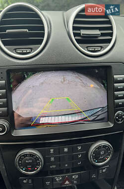 Внедорожник / Кроссовер Mercedes-Benz M-Class 2010 в 