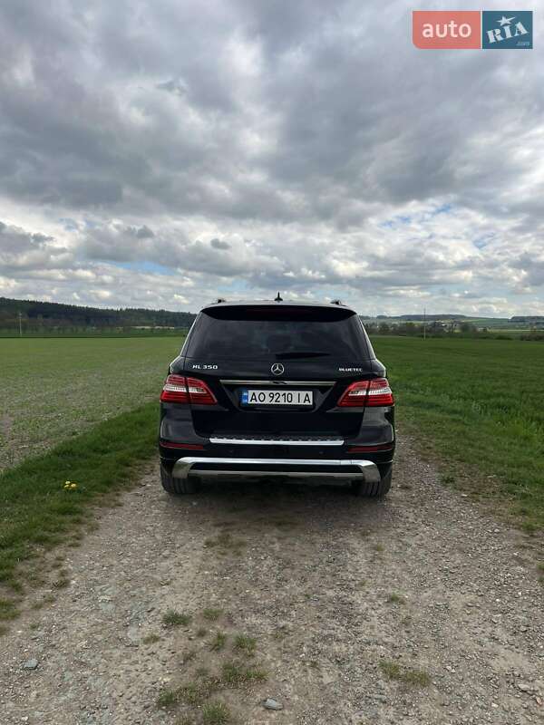 Внедорожник / Кроссовер Mercedes-Benz M-Class 2012 в Межгорье