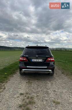 Внедорожник / Кроссовер Mercedes-Benz M-Class 2012 в 