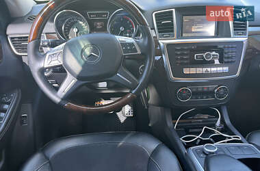 Внедорожник / Кроссовер Mercedes-Benz M-Class 2013 в 