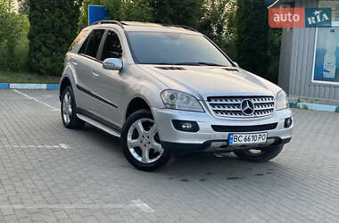 Внедорожник / Кроссовер Mercedes-Benz M-Class 2005 в 