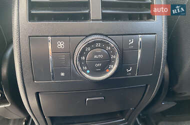 Внедорожник / Кроссовер Mercedes-Benz M-Class 2005 в 