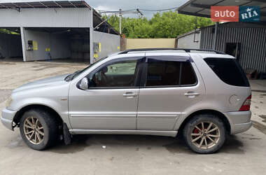 Внедорожник / Кроссовер Mercedes-Benz M-Class 1999 в 