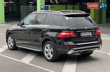 Внедорожник / Кроссовер Mercedes-Benz M-Class 2013 в 